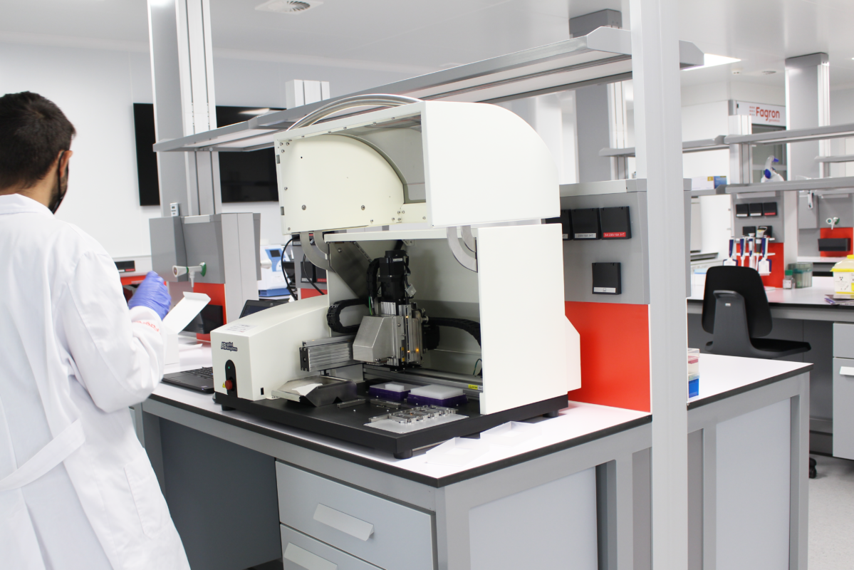 Fagron Genomics Headquarters 14 Laboratory - Barcelona